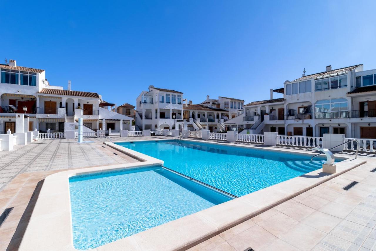 Ferienwohnung Mi Perla Torrevieja Exterior foto